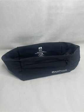 Nathan Zipster Run Belt Size Extra Small Coal Gray Pockets Storage Hip Pack Bag
